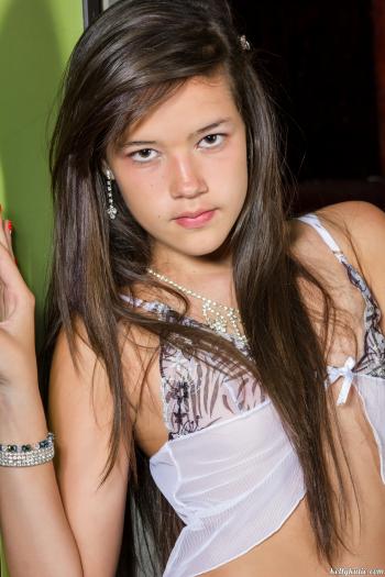 image hosted at ImgDrive.net