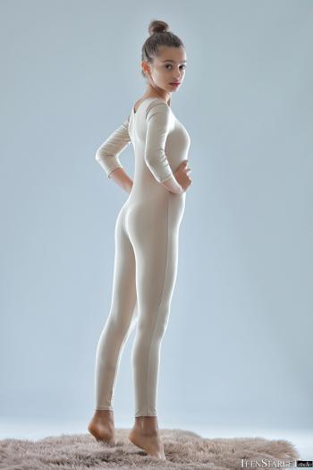 image hosted at ImgDrive.net