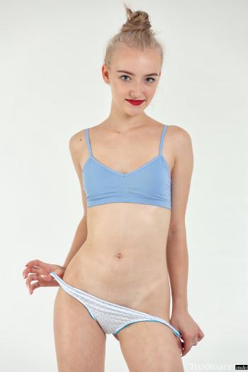 image hosted at ImgDrive.net