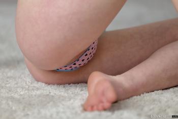 image hosted at ImgDrive.net