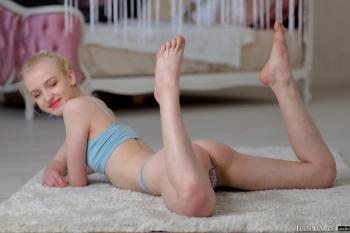 image hosted at ImgDrive.net