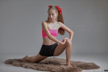 image hosted at ImgDrive.net