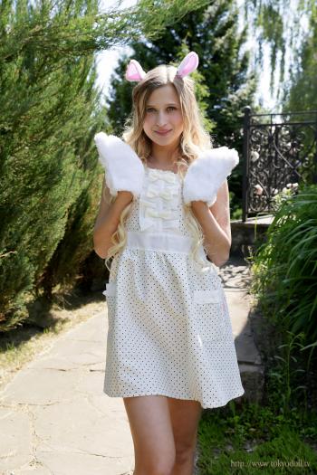 image hosted at ImgDrive.net