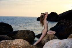 image hosted at ImgDrive.net