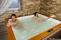 image hosted at ImgDrive.net