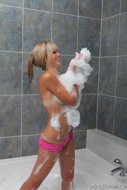 image hosted at ImgDrive.net