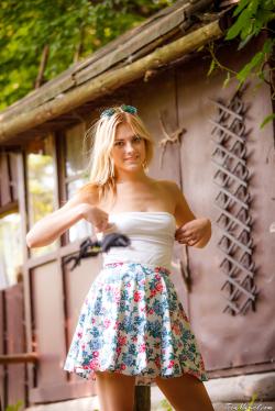 image hosted at ImgDrive.net