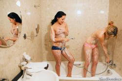 image hosted at ImgDrive.net