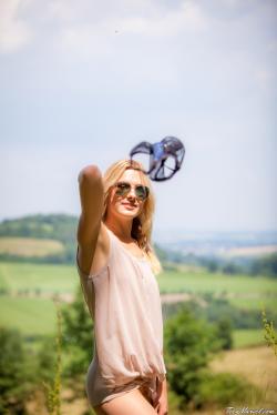 image hosted at ImgDrive.net