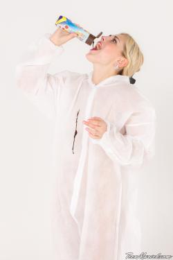 image hosted at ImgDrive.net