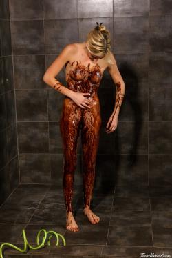 image hosted at ImgDrive.net