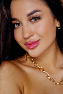 image hosted at ImgDrive.net