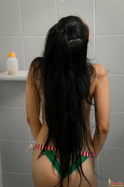 image hosted at ImgDrive.net