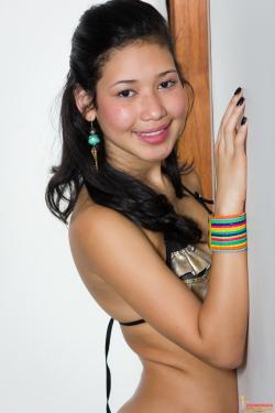 image hosted at ImgDrive.net