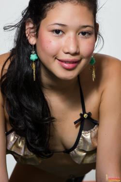 image hosted at ImgDrive.net