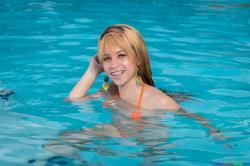 image hosted at ImgDrive.net