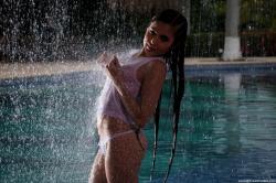 image hosted at ImgDrive.net