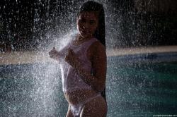 image hosted at ImgDrive.net