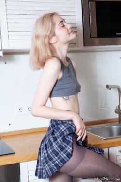 image hosted at ImgDrive.net