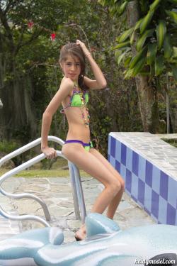 image hosted at ImgDrive.net