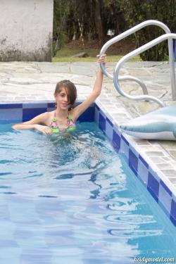 image hosted at ImgDrive.net