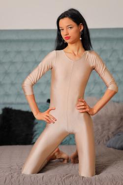 image hosted at ImgDrive.net