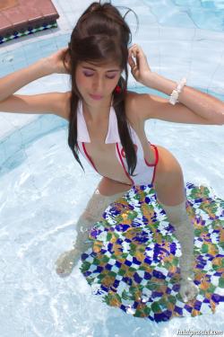 image hosted at ImgDrive.net