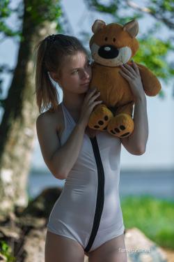 image hosted at ImgDrive.net