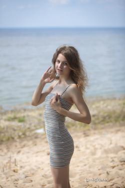 image hosted at ImgDrive.net