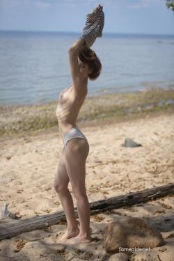 image hosted at ImgDrive.net