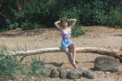 image hosted at ImgDrive.net