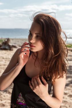 image hosted at ImgDrive.net