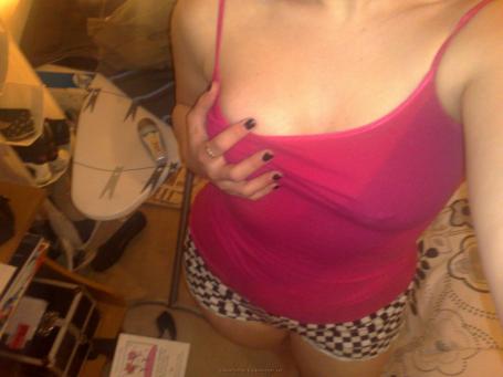 [Image: 68e814b3effe0.jpg]