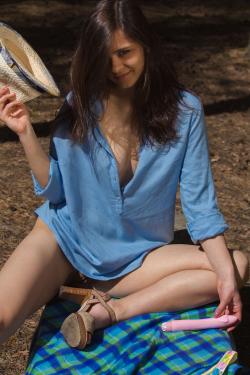 image hosted at ImgDrive.net