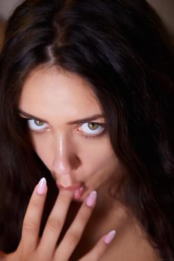 image hosted at ImgDrive.net