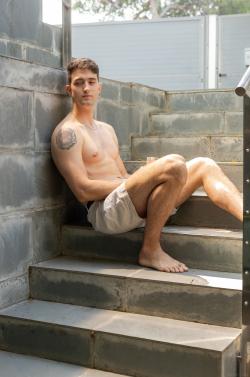 image hosted at ImgDrive.net