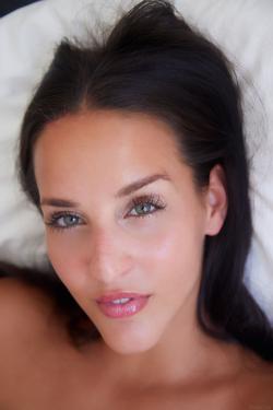 image hosted at ImgDrive.net