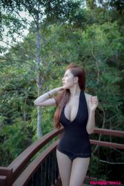 image hosted at ImgDrive.net