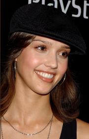 Jessica Alba (167).jpg image hosted at ImgDrive.net