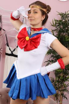 image hosted at ImgDrive.net