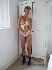 image hosted at ImgDrive.net