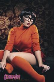 velma2_by_mariedoll-d4tveyy.jpg image hosted at ImgDrive.net