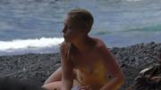 646ac2d3c6925 Passing by a nude girl on beach