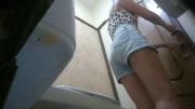 6569354e15959 Spying on girl with tan line on her butt during pissing