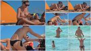 6661272ca7428 Hot ass crack and big tits in topless