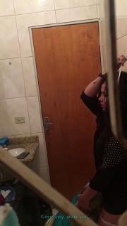 6678b37572742 Lesbian girls caught in a toilette