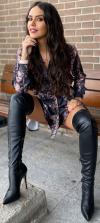 Cristina Pedroche Con Botas De Cuero Altas