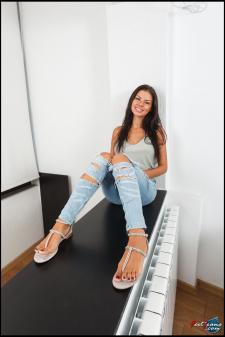 image hosted at ImgDrive.net