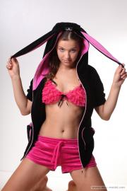 [Image: 68c478f05807e.jpg]