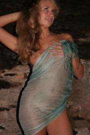 [Image: 694298785fb44.jpg]